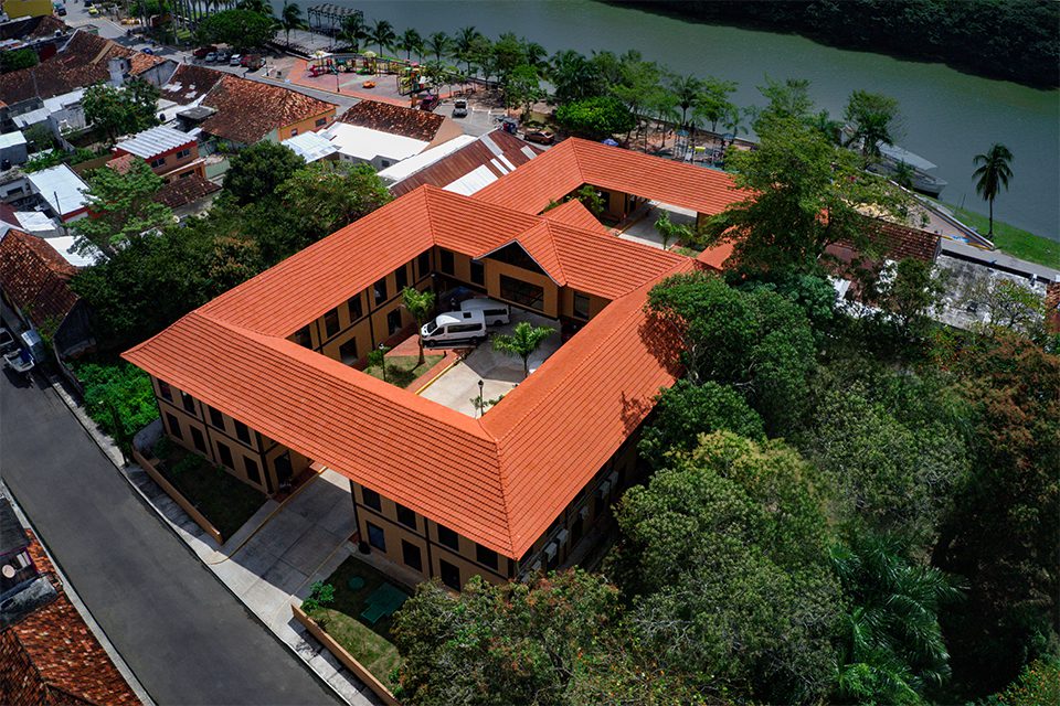 MATERIALES DE CONSTRUCCION DE BARRO