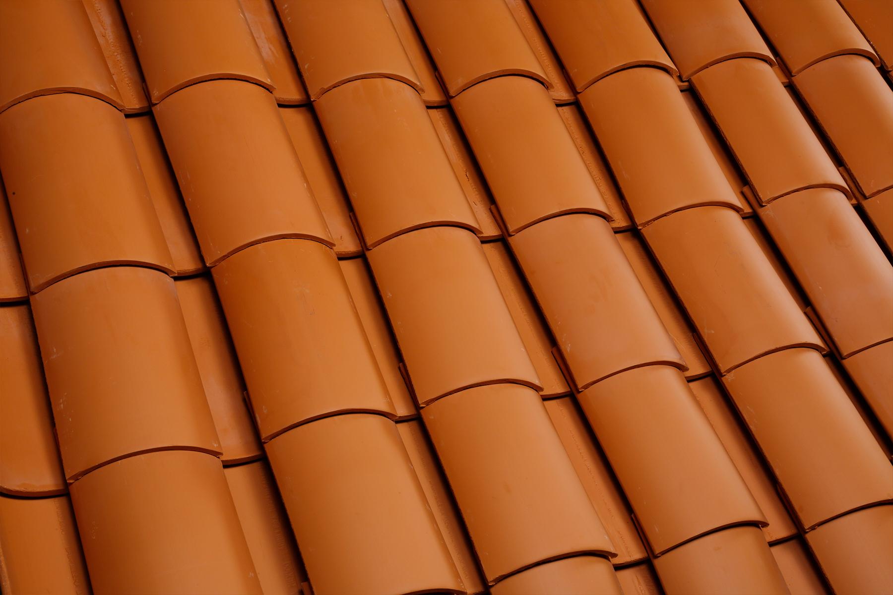 Ladrillera Mecanizada's Barrel Tile - Classic Elegance in Roofing 